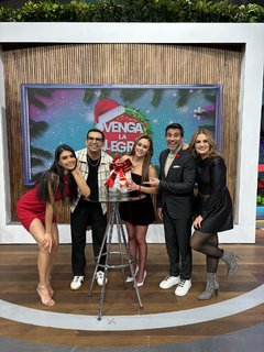 Kristal Silva feet photo thumbnail