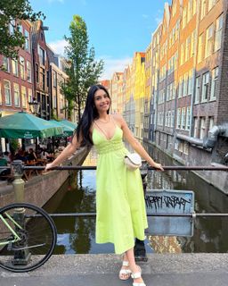 Kristal Silva feet photo thumbnail