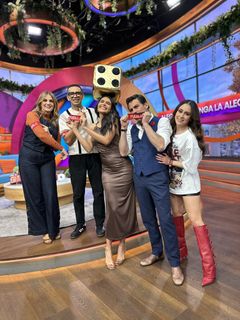 Kristal Silva feet photo thumbnail