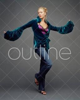 Kristanna Loken feet photo thumbnail