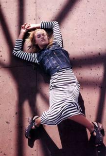 Kristanna Loken feet photo thumbnail