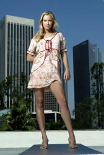 Kristanna Loken feet photo thumbnail