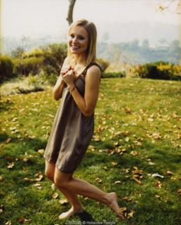Kristen Bell feet photo thumbnail