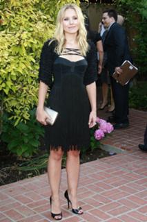 Kristen Bell feet photo thumbnail