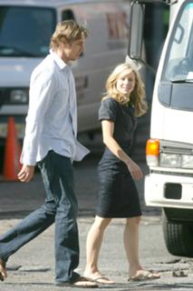 Kristen Bell feet photo thumbnail