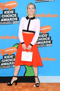 Kristen Bell feet photo thumbnail
