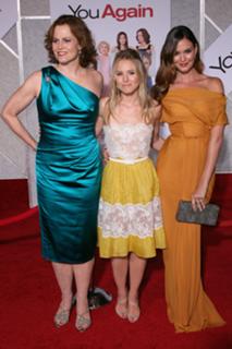 Kristen Bell feet photo thumbnail