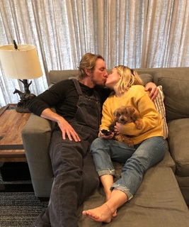 Kristen Bell feet photo thumbnail