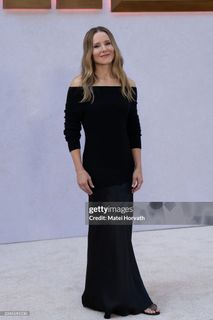 Kristen Bell feet photo thumbnail