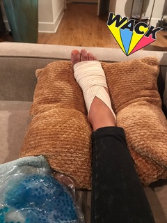Kristen Doute feet photo 10