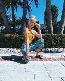 Kristen Hancher feet photo 19