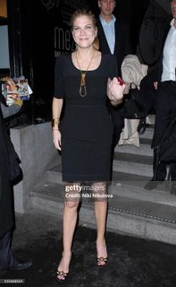 Kristen Johnston feet photo 1