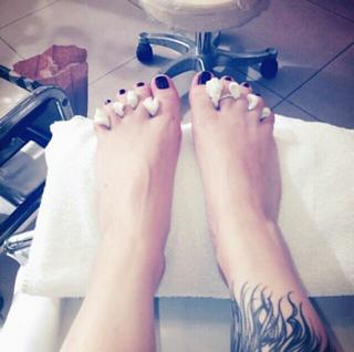 Kristen Leanne feet photo 1