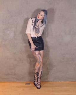 Kristen Leanne feet photo 5