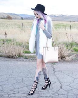 Kristen Leanne feet photo 8