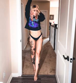 Kristen Leanne feet photo 5