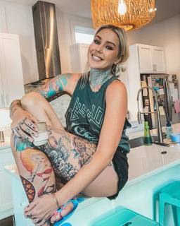 Kristen Leanne feet photo 5