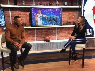 Kristen Ledlow feet photo 1