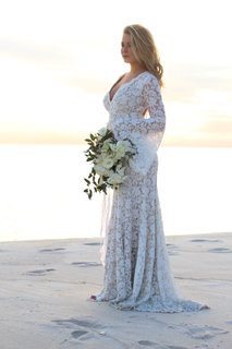 Kristen Ledlow feet photo 3