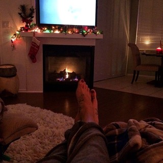 Kristen Renton feet photo 13