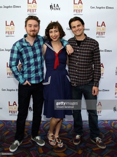 Kristen Schaal feet photo thumbnail