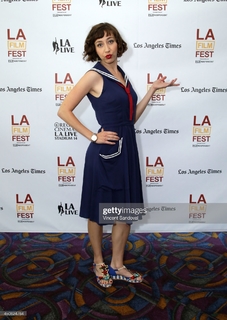 Kristen Schaal feet photo thumbnail