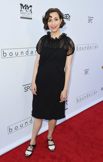 Kristen Schaal feet photo thumbnail