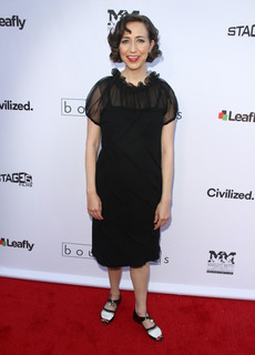 Kristen Schaal feet photo thumbnail