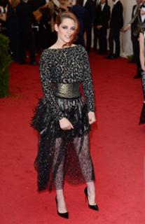 Kristen Stewart feet photo thumbnail