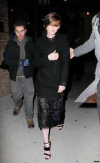 Kristen Stewart feet photo thumbnail
