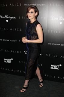 Kristen Stewart feet photo thumbnail