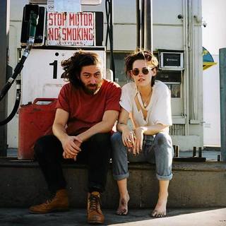 Kristen Stewart feet photo thumbnail