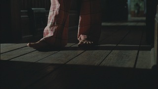 Kristen Stewart feet photo thumbnail