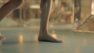 Kristen Stewart feet photo thumbnail