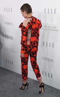 Kristen Stewart feet photo thumbnail