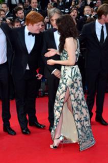 Kristen Stewart feet photo thumbnail