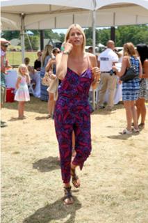 Kristen Taekman feet photo thumbnail