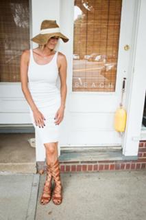 Kristen Taekman feet photo thumbnail