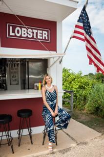 Kristen Taekman feet photo thumbnail