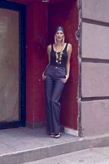 Kristen Taekman feet photo thumbnail