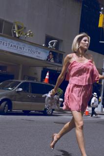 Kristen Taekman feet photo thumbnail