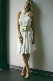 Kristen Taekman feet photo thumbnail