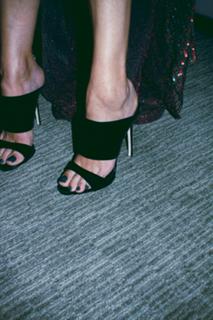 Kristen Taekman feet photo thumbnail