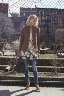 Kristen Taekman feet photo thumbnail