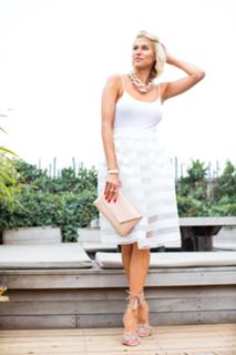 Kristen Taekman feet photo thumbnail