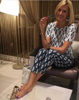 Kristen Taekman feet photo thumbnail