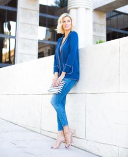 Kristen Taekman feet photo thumbnail