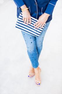 Kristen Taekman feet photo thumbnail