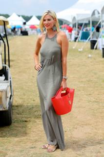 Kristen Taekman feet photo thumbnail