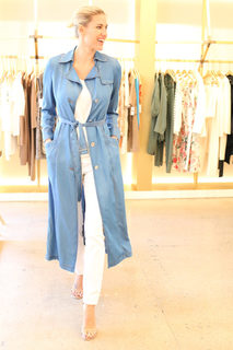 Kristen Taekman feet photo thumbnail